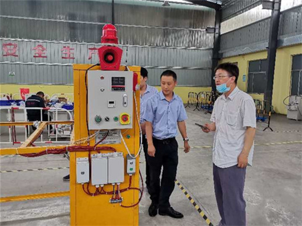無人駕駛車輛發動機艙自動滅火裝置系統